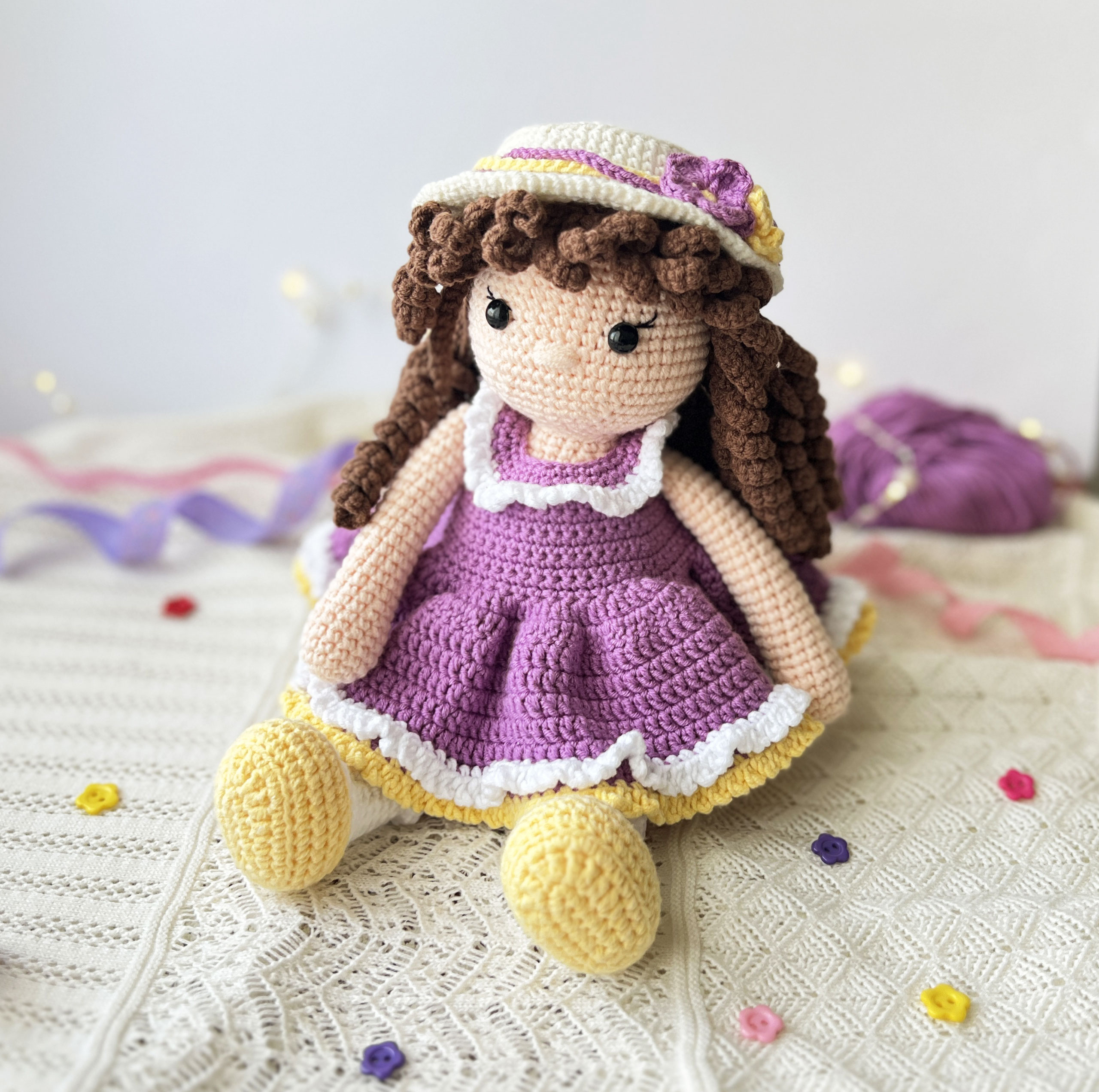 crochet amigurumi dress Lina amigurumi doll with dress crochet pattern